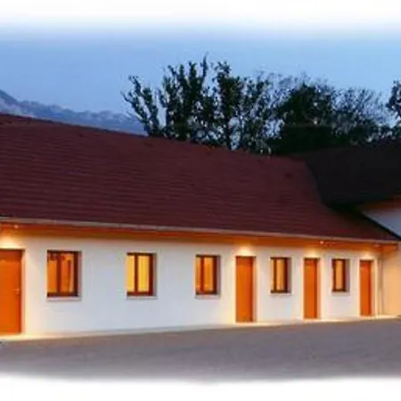 Anais Hotel Viviers-du-Lac