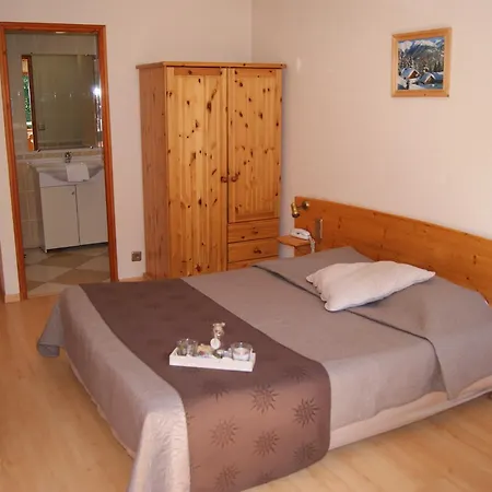 Anais 3* Viviers-du-Lac