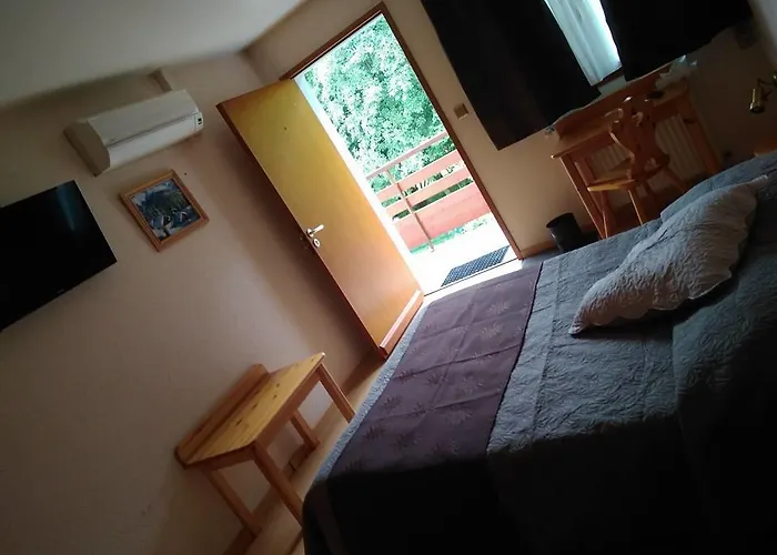 Anais 3* Viviers-du-Lac