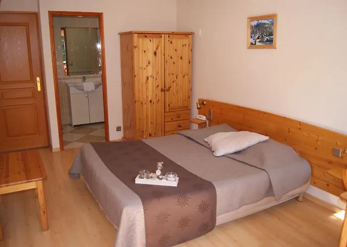 Anais 3* Viviers-du-Lac